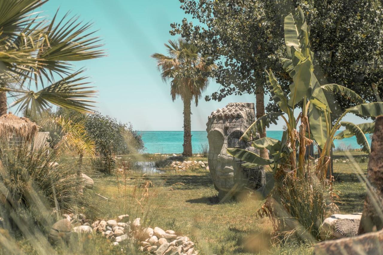 Riva Del Sol Beach Resort Santa Caterina dello Ionio Exteriör bild